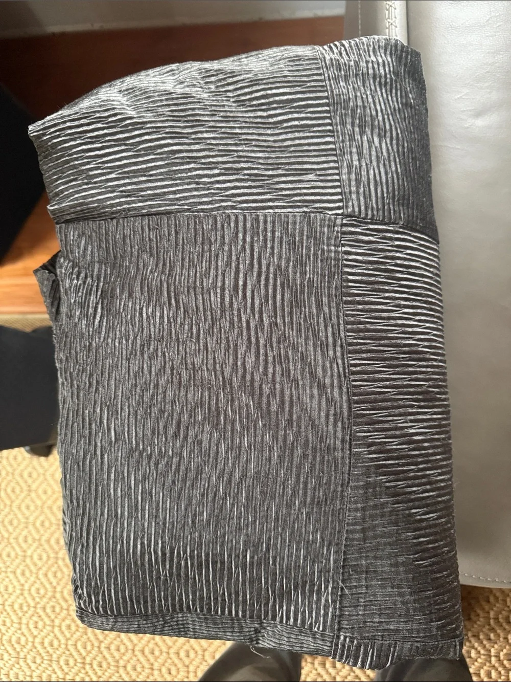 King size Duvet & shams kit, Pleated Grey/Sage Satin, used